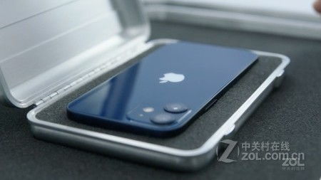 128G內存的蘋果iPhone 12藍色款僅售5499元，兼顧容量與品質的性價比之選